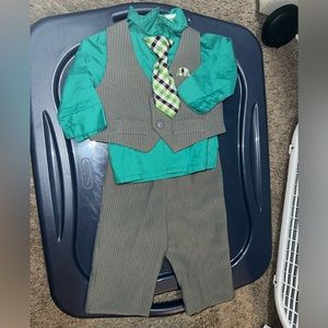 6/9 month suit